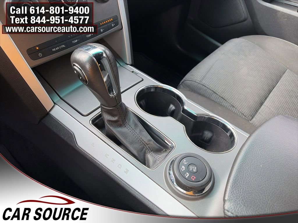 Used 2015 Ford Explorer XLT image 19