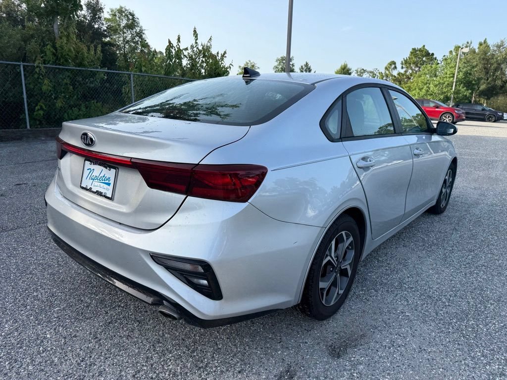 Used 2020 Kia Forte LXS FWD image 8