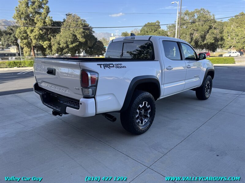 Used 2022 Toyota Tacoma TRD Off-Road w/ Technology Package RWD image 5