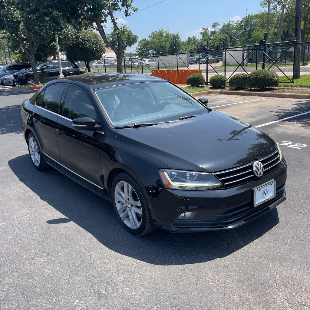 Used 2017 Volkswagen Jetta SEL FWD image 5
