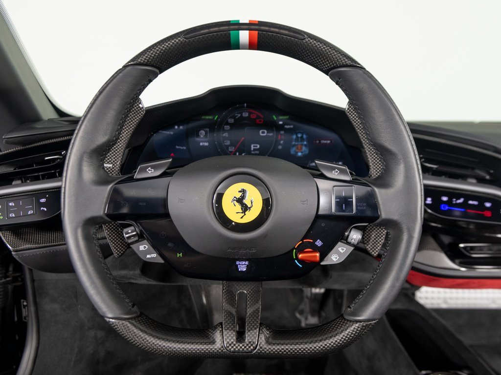 Used 2024 Ferrari SF90 Spider image 17