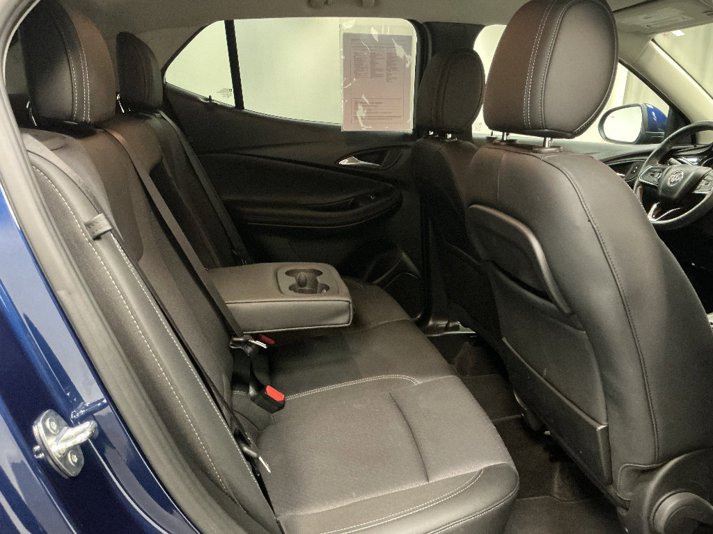 Used 2022 Buick Encore GX Select AWD/4WD image 27