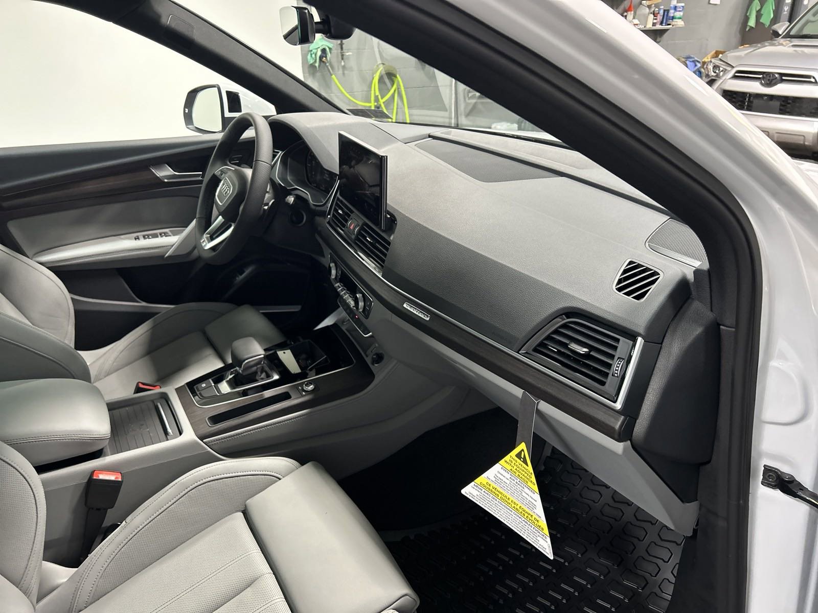 New 2024 Audi Q5 e Prestige image 35