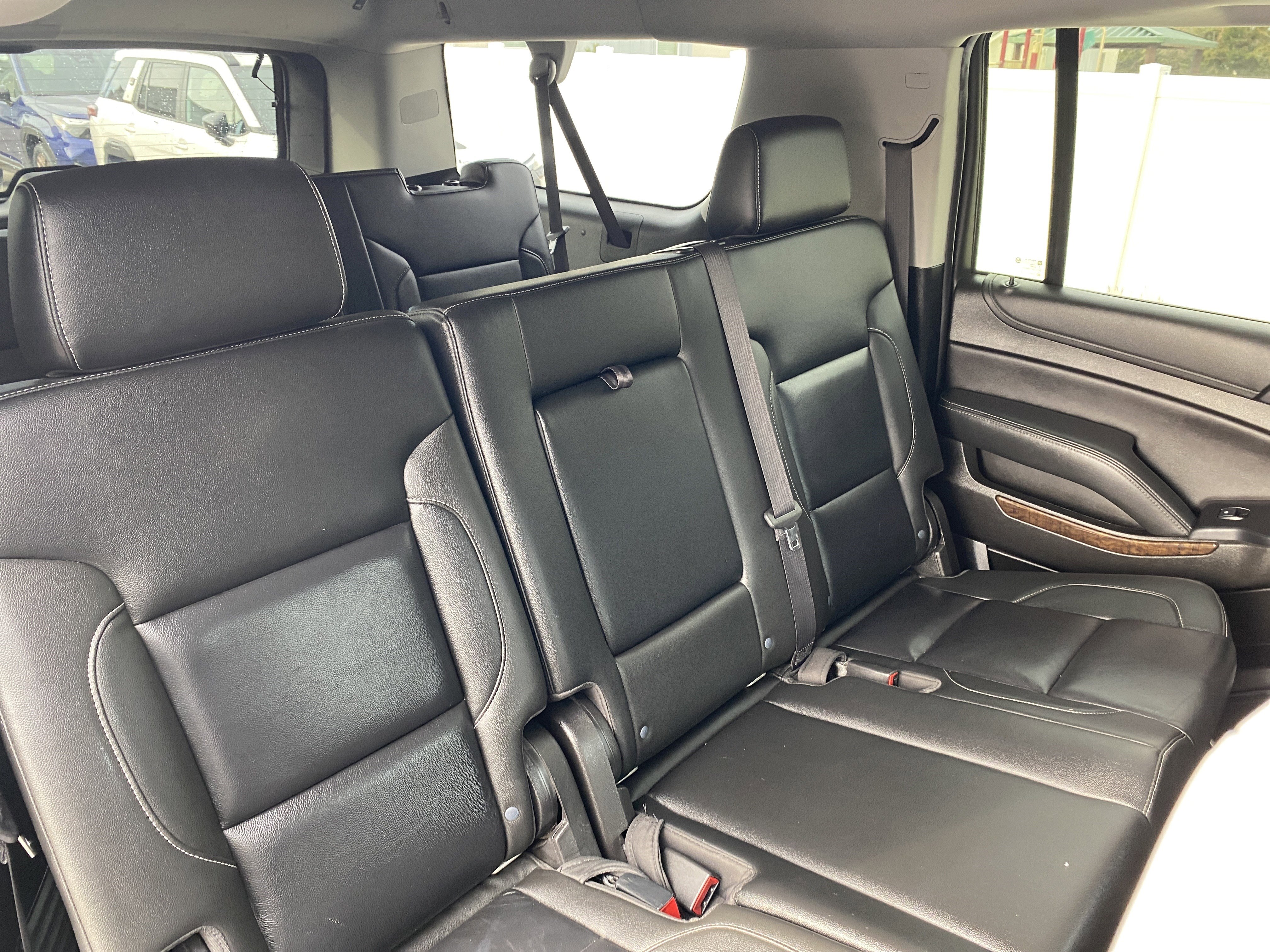 Used 2019 Chevrolet Suburban LT image 21
