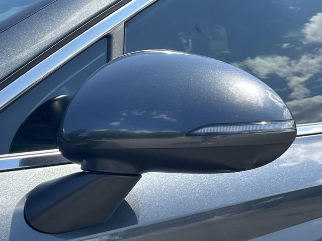 Used 2023 Hyundai Sonata Limited w/ Preferred Accessory Package FWD image 45
