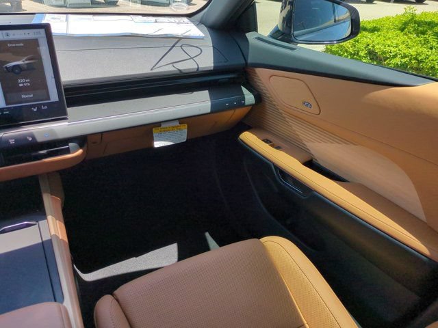 New 2026 Lexus ES 350e w/ Accessory Package (K3) FWD image 16