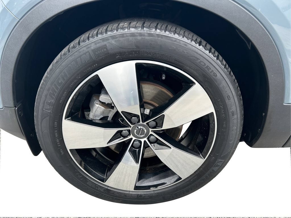 Used 2020 Volvo XC40 T5 Momentum w/ Protection Package Premier AWD/4WD image 30