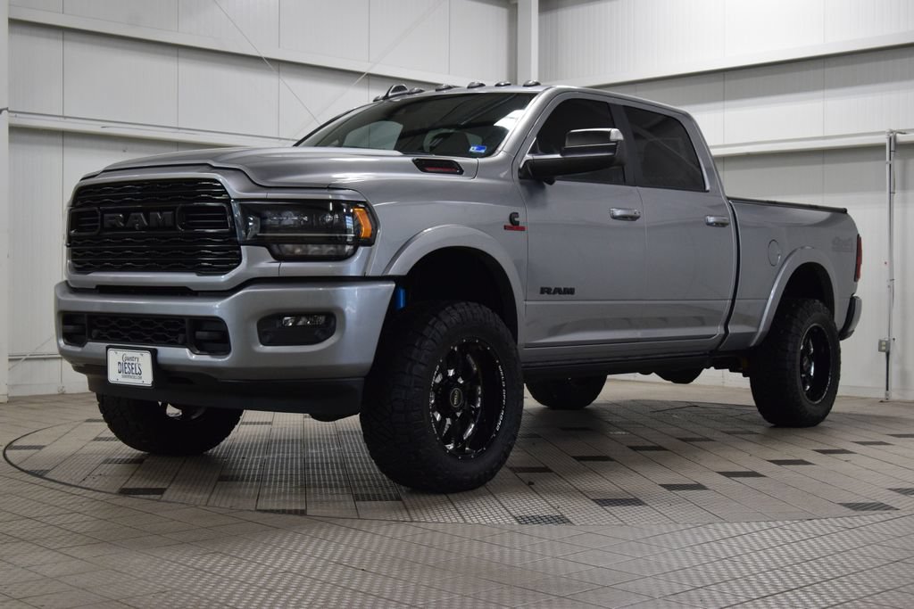 Used 2022 RAM 2500 Limited AWD/4WD image 3