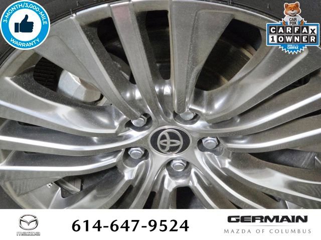 Used 2023 Toyota Venza XLE AWD/4WD image 13