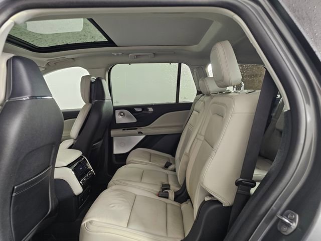 Used 2025 Lincoln Aviator Reserve w/ Equipment Group 201A image 19
