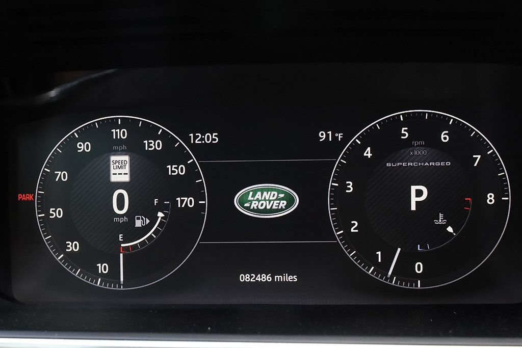 Used 2017 Land Rover Range Rover Supercharged AWD/4WD image 12