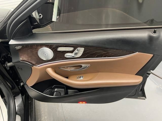 Used 2019 Mercedes-Benz E 300 image 53