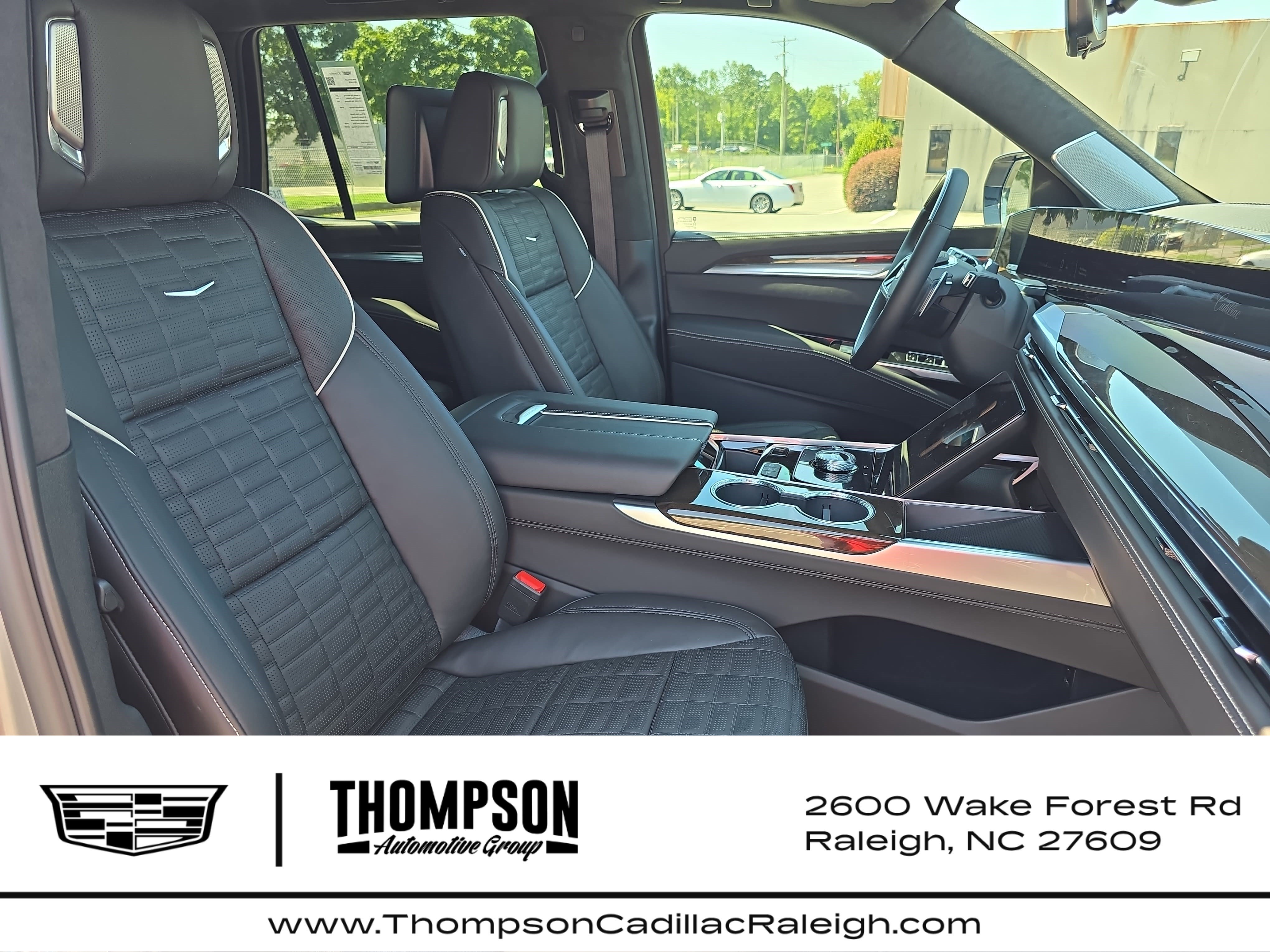 New 2026 Cadillac Escalade Platinum Sport AWD/4WD image 10