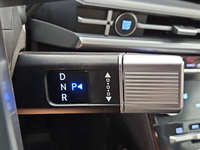 Used 2026 Hyundai Santa Fe SEL FWD image 11