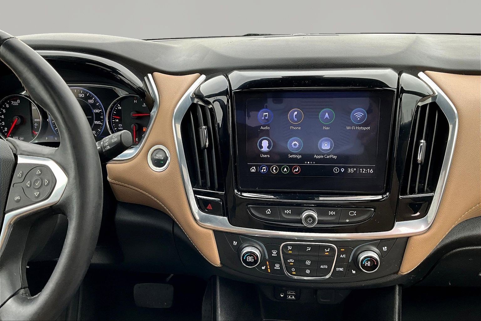 Used 2022 Chevrolet Traverse Premier image 10