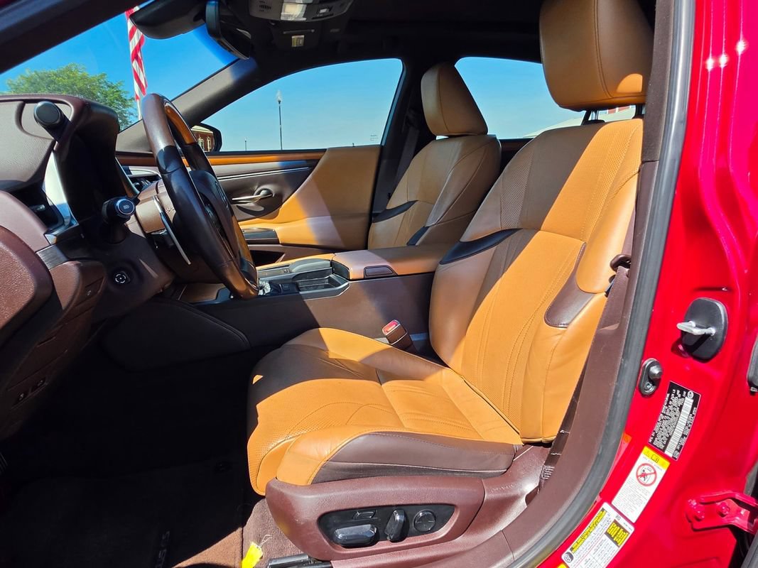 Used 2019 Lexus ES 350 w/ Accessory Package FWD image 10