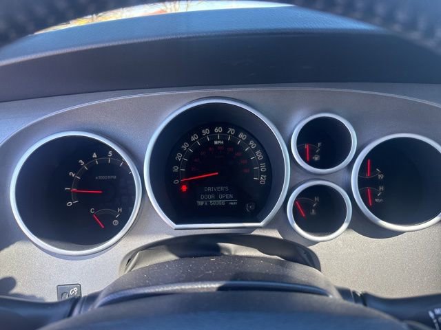 Used 2016 Toyota Sequoia Limited w/ Safety & Convenience Package image 27