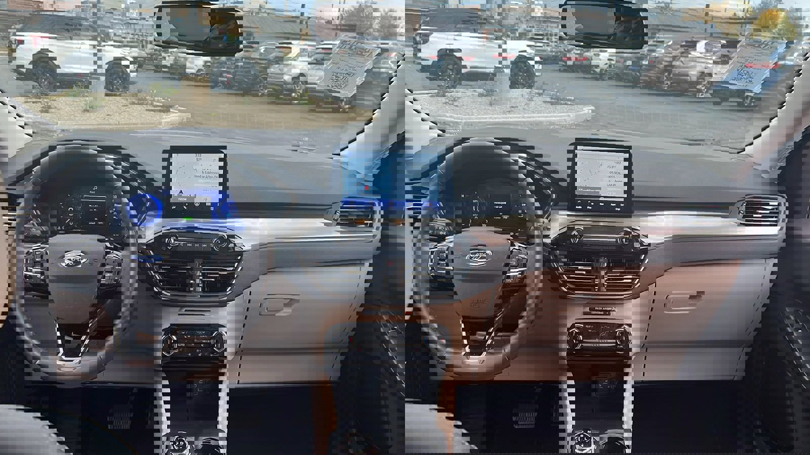 Used 2022 Ford Escape Titanium w/ Class II Trailer Tow Package image 23