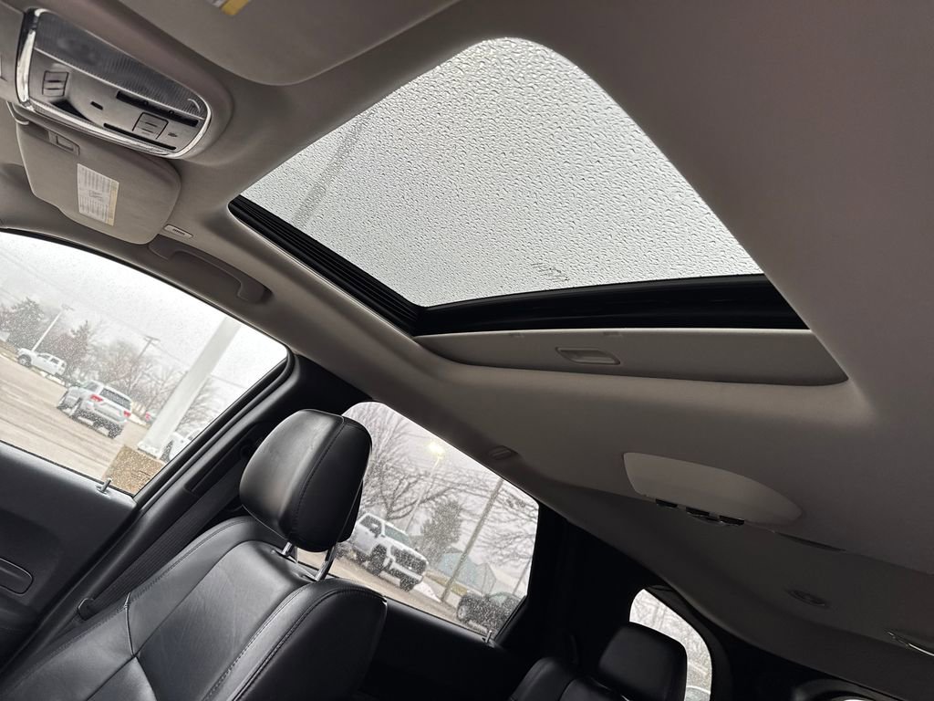 Certified 2019 Dodge Durango Citadel w/ Technology Group image 41