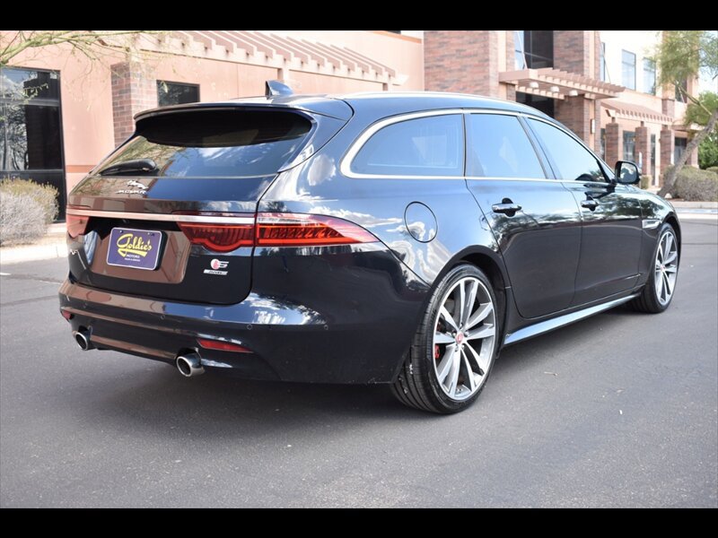 Used 2018 Jaguar XF First Edition AWD/4WD image 7