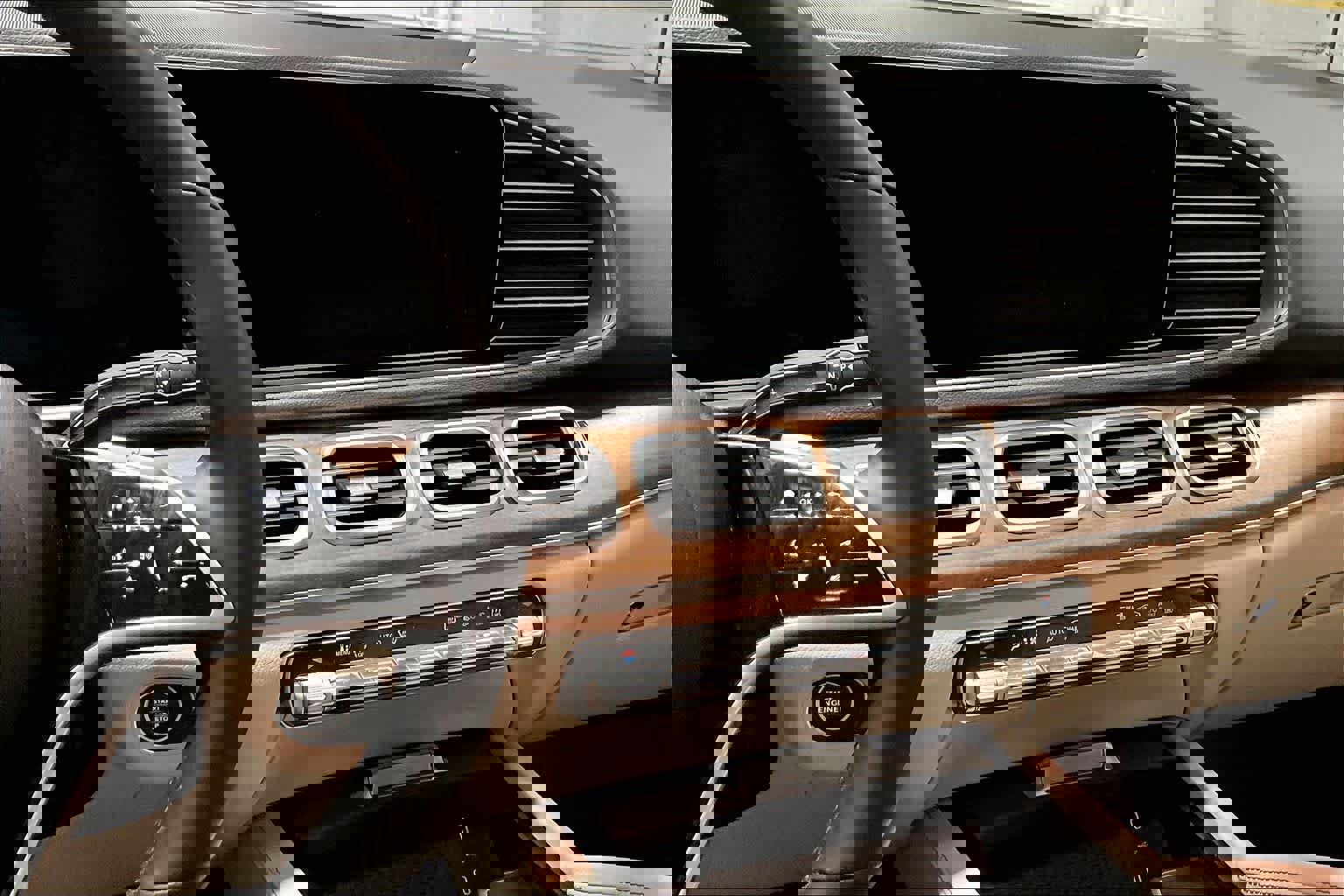 Used 2026 Mercedes-Benz GLE 450e 4MATIC image 7