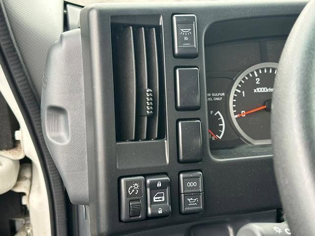Used 2023 Chevrolet Low Cab Forward 5500XD RWD image 16