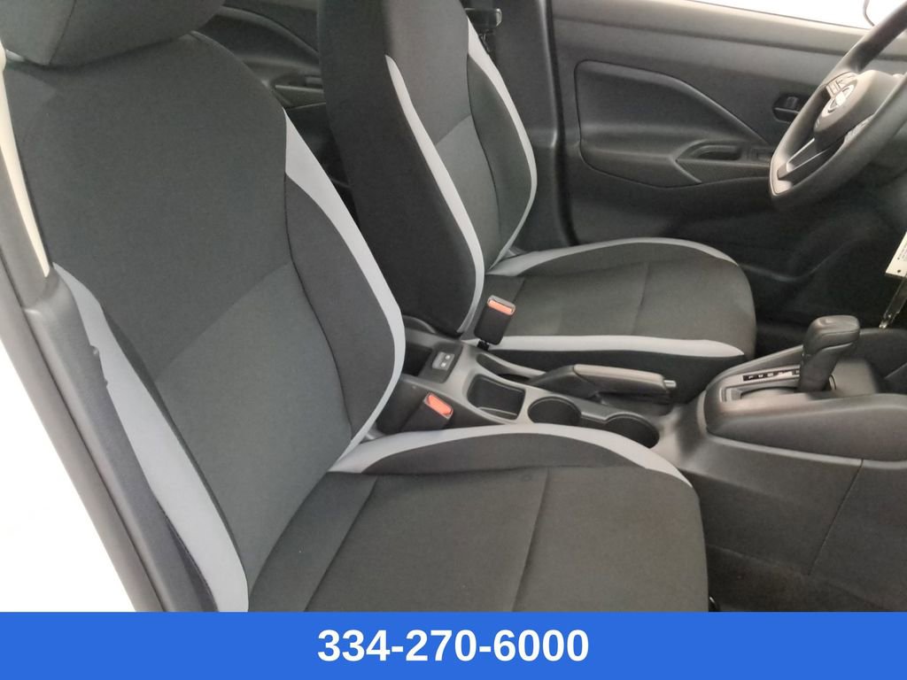 Used 2025 Nissan Versa S w/ Trunk Package image 16