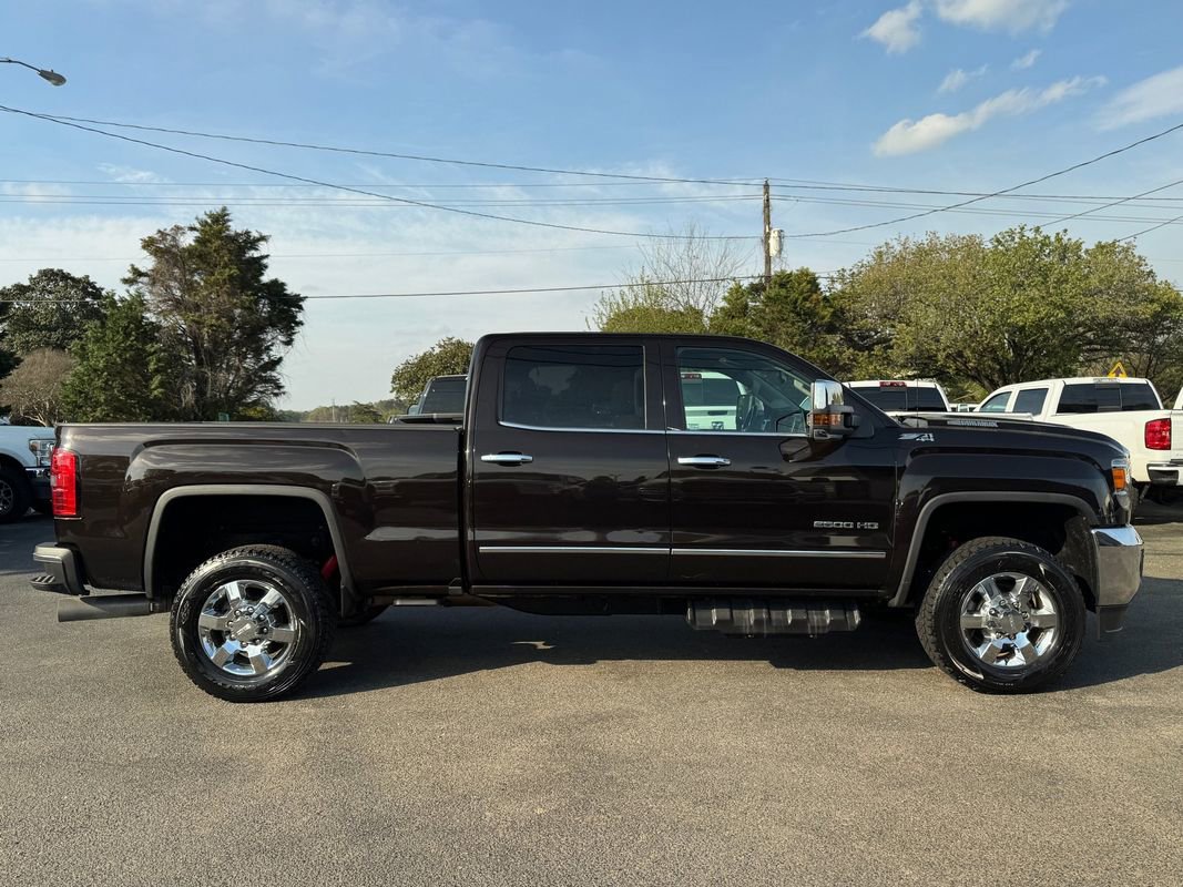 Used 2019 GMC Sierra 2500 SLT w/ Duramax Plus Package image 3