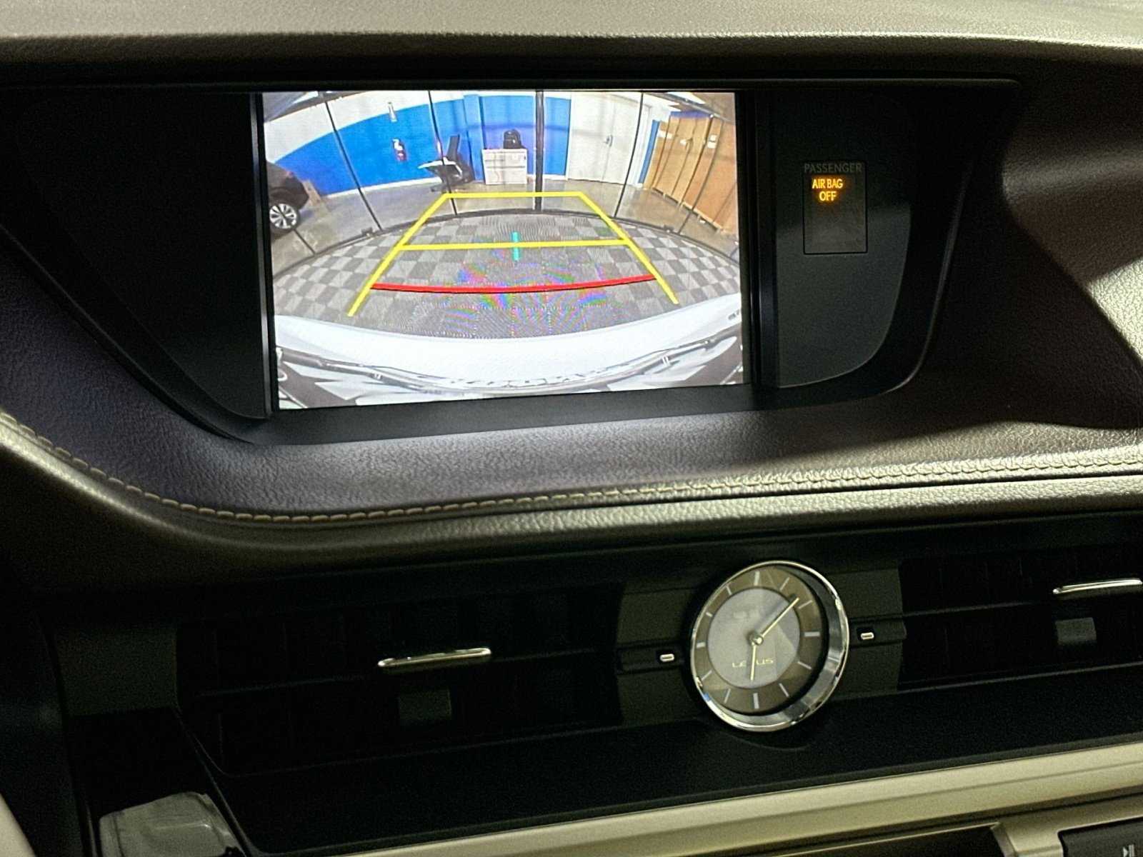 Used 2018 Lexus ES 350 w/ Accessory Package image 23