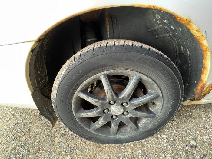 Used 2006 Buick Lucerne CXL w/ Luxury Package image 16