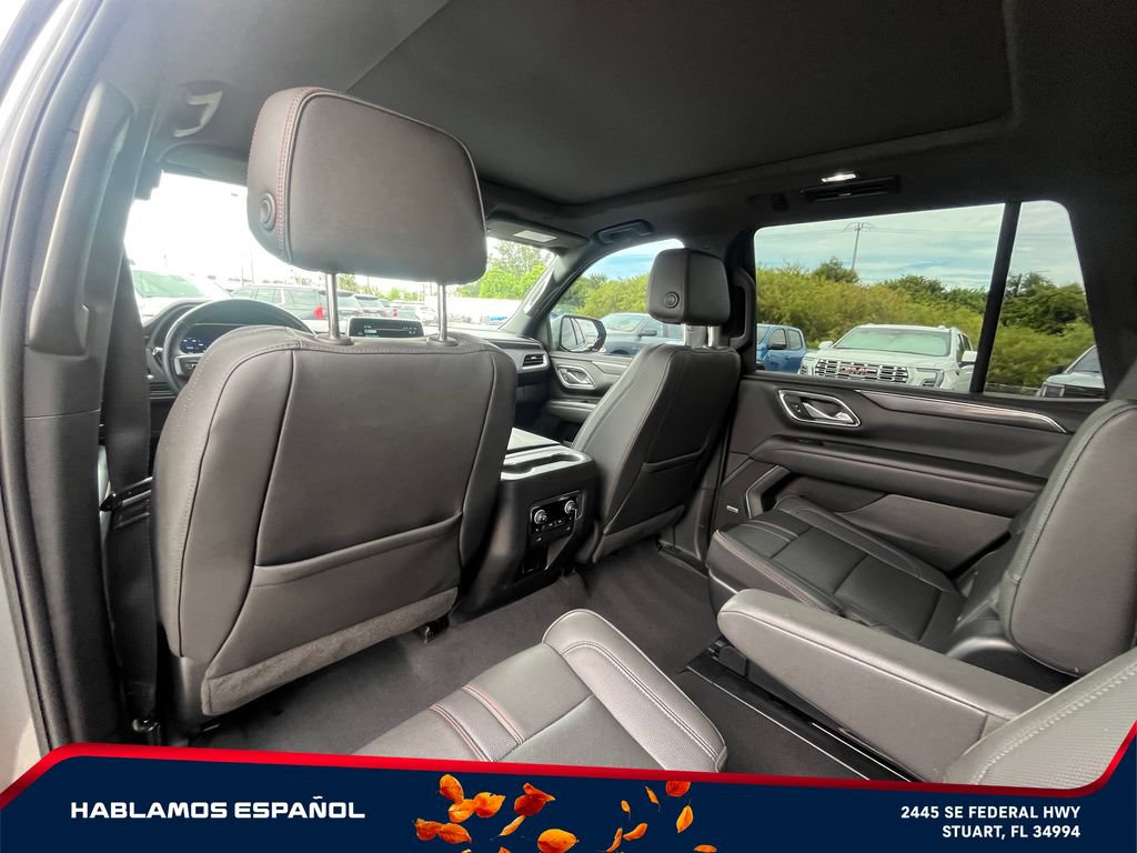 Used 2022 Chevrolet Tahoe RST w/ Luxury Package AWD/4WD image 15