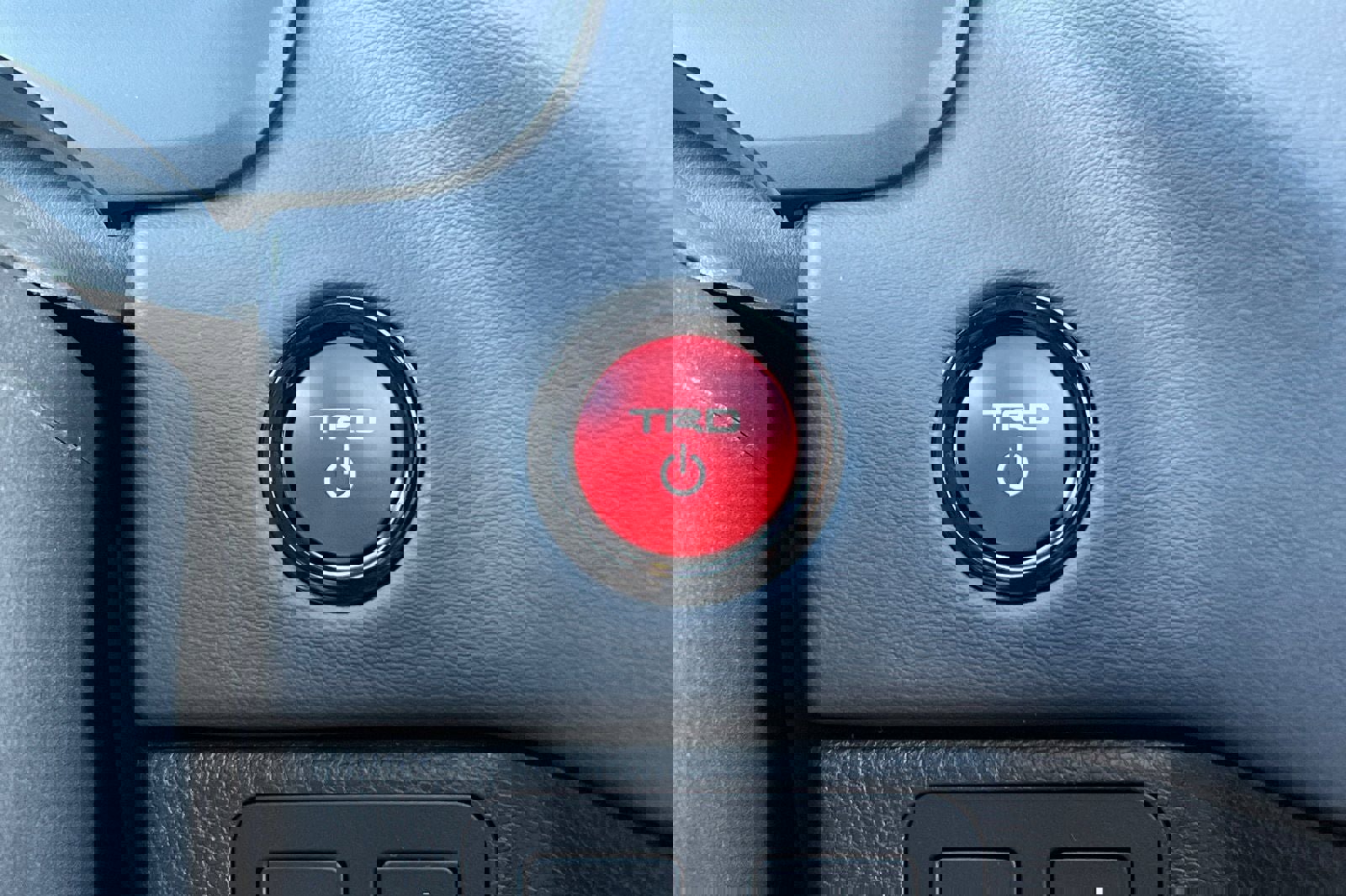 New 2026 Toyota Sequoia Platinum image 17