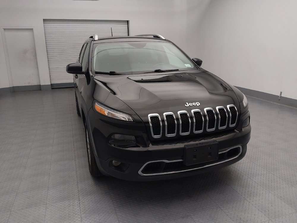 Used 2017 Jeep Cherokee Limited image 14