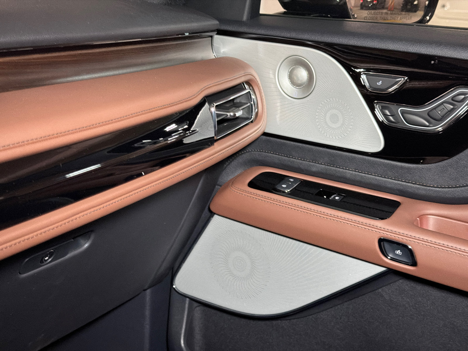 New 2027 Lincoln Aviator Reserve AWD/4WD image 33