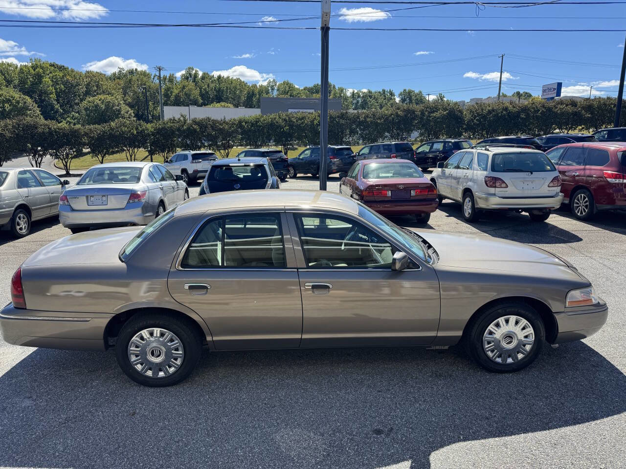 Used 2004 Mercury Grand Marquis GS image 5