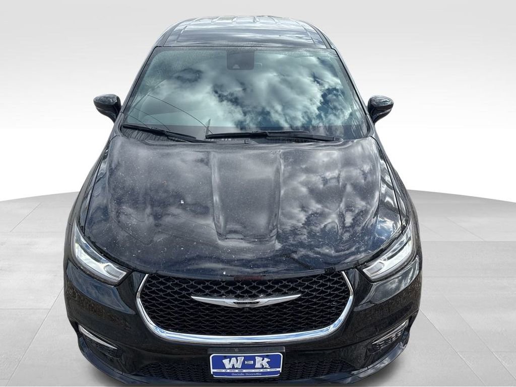 New 2026 Chrysler Pacifica Select image 9