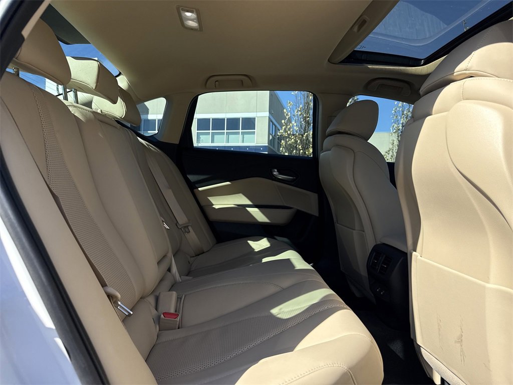 New 2025 Acura TLX w/ Technology Package image 16