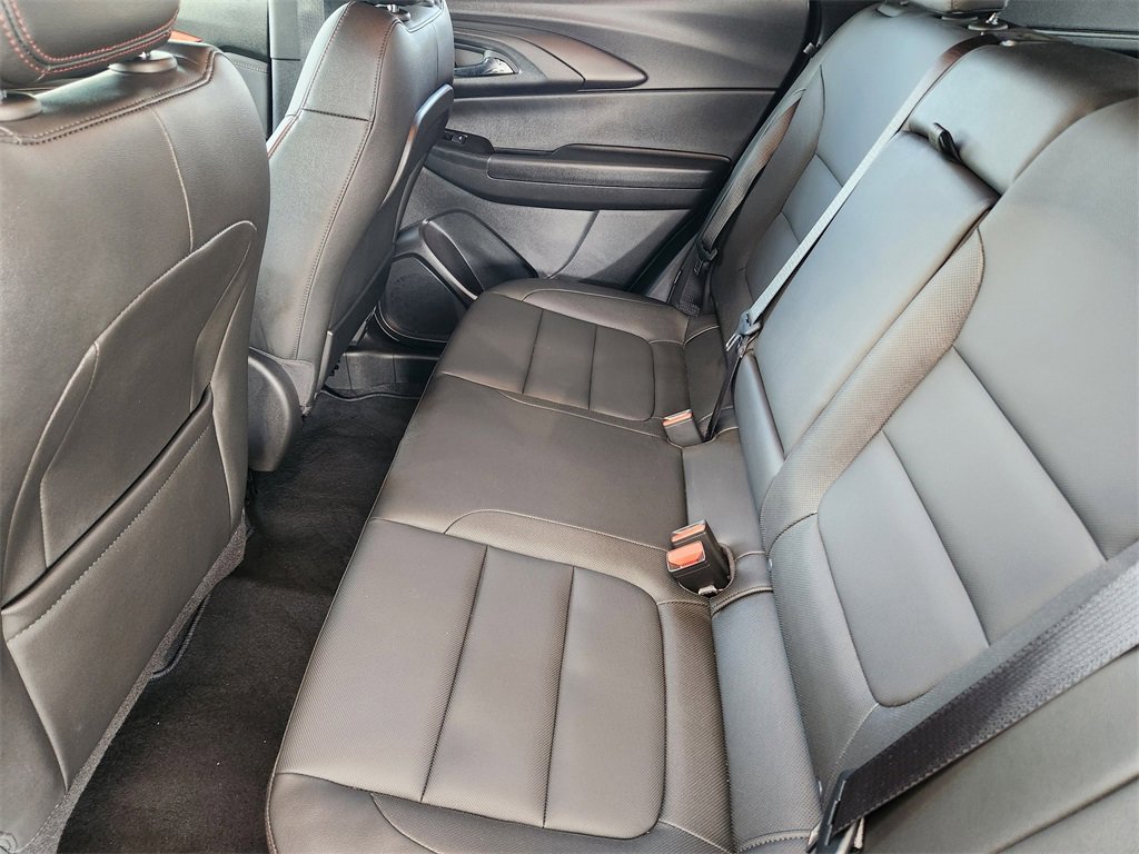 Certified 2025 Chevrolet TrailBlazer RS w/ Driver Confidence Package image 28
