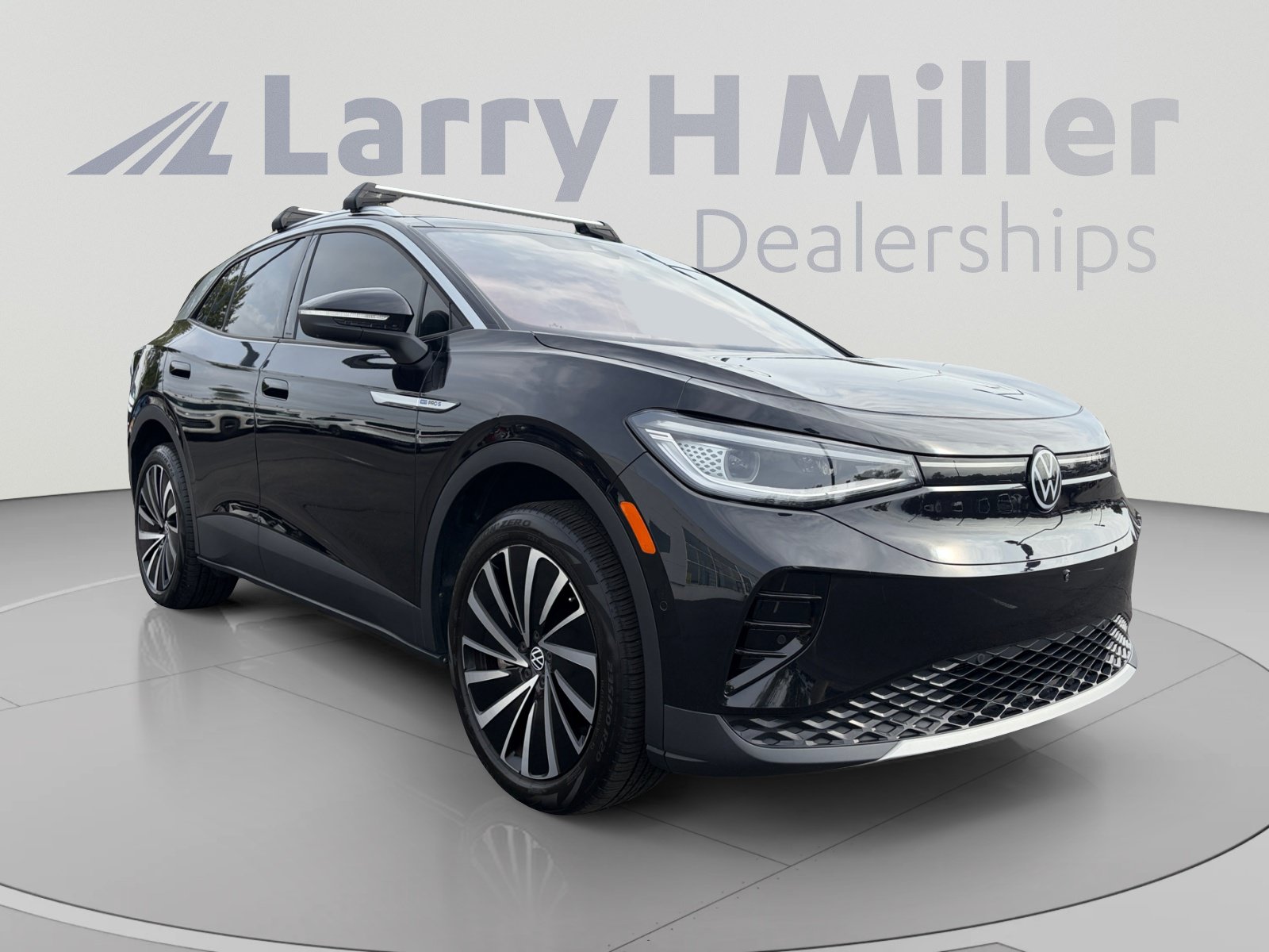 Used 2023 Volkswagen ID.4 Pro S Plus AWD/4WD image 7