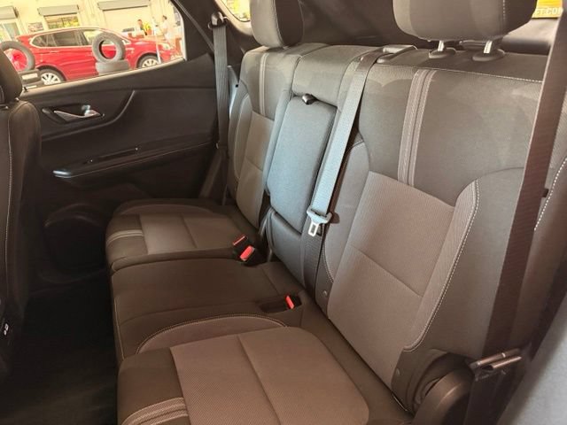 Used 2024 Chevrolet Blazer LT FWD image 15