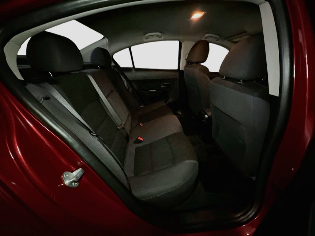 Used 2014 Chevrolet Cruze LT FWD image 34