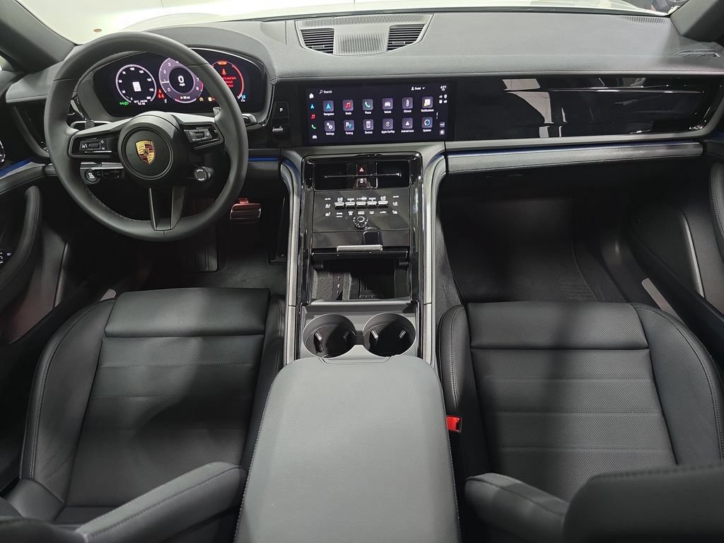 Certified 2025 Porsche Panamera RWD image 13