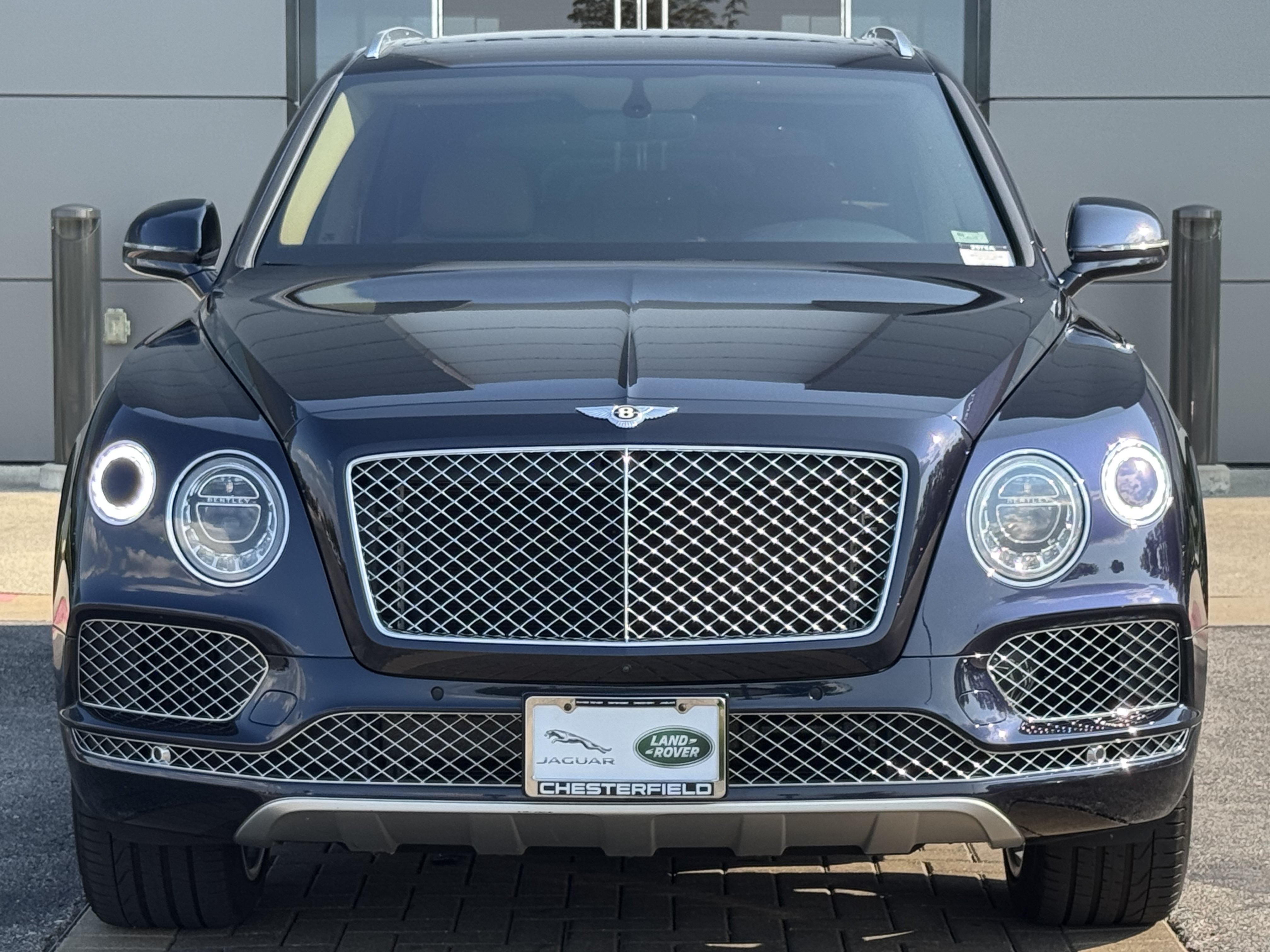 Used 2019 Bentley Bentayga AWD/4WD image 8