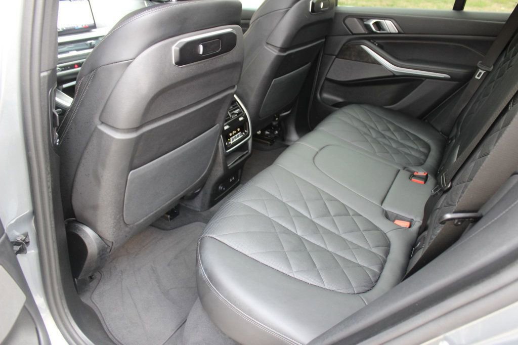 Used 2025 BMW X5 xDrive40i image 25