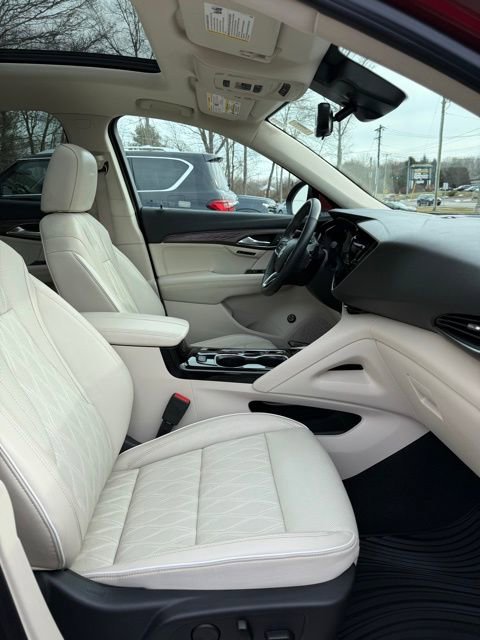 Used 2021 Buick Envision Avenir w/ Technology Package II image 16