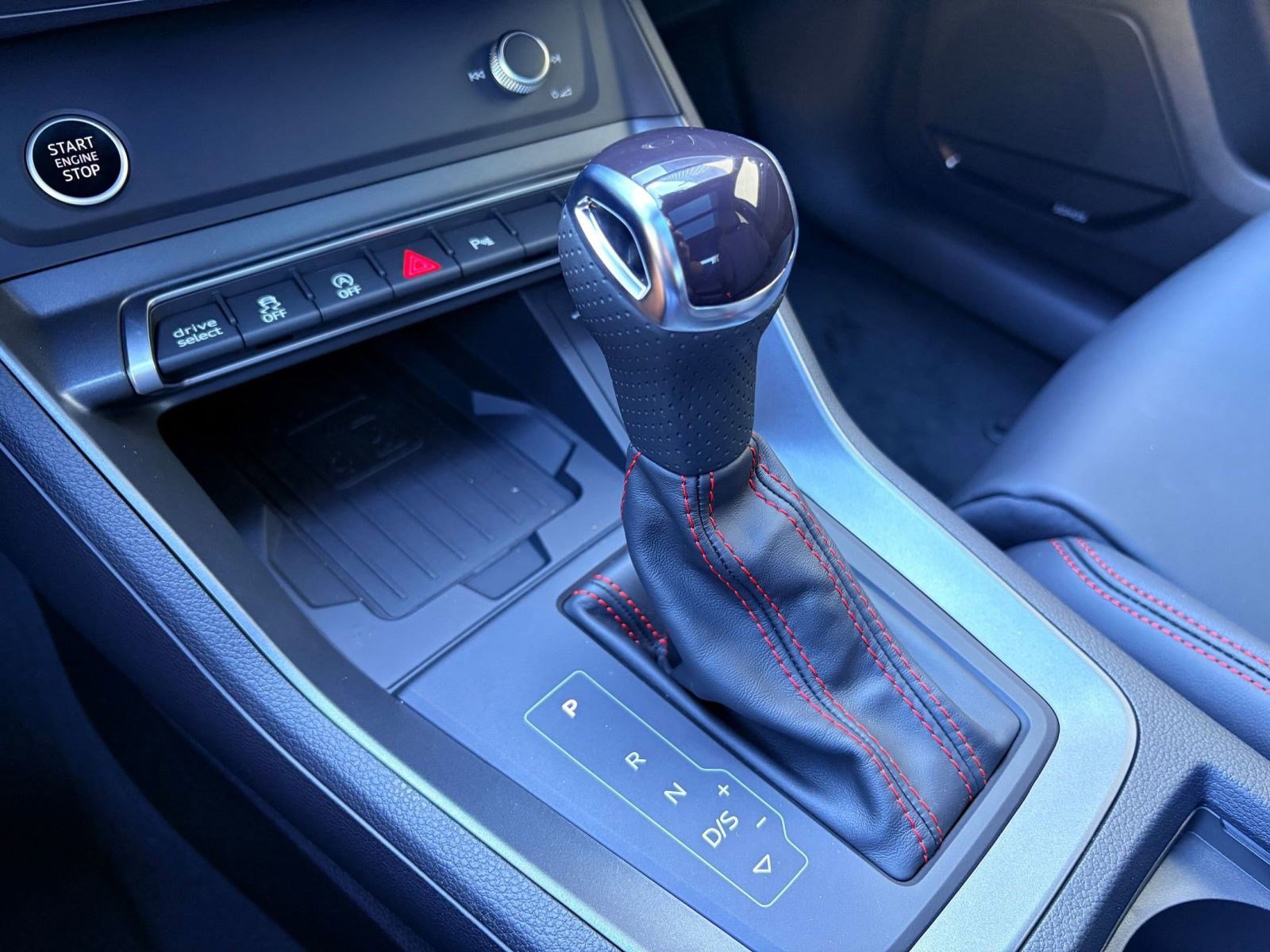 New 2025 Audi Q3 2.0T Premium Plus image 17