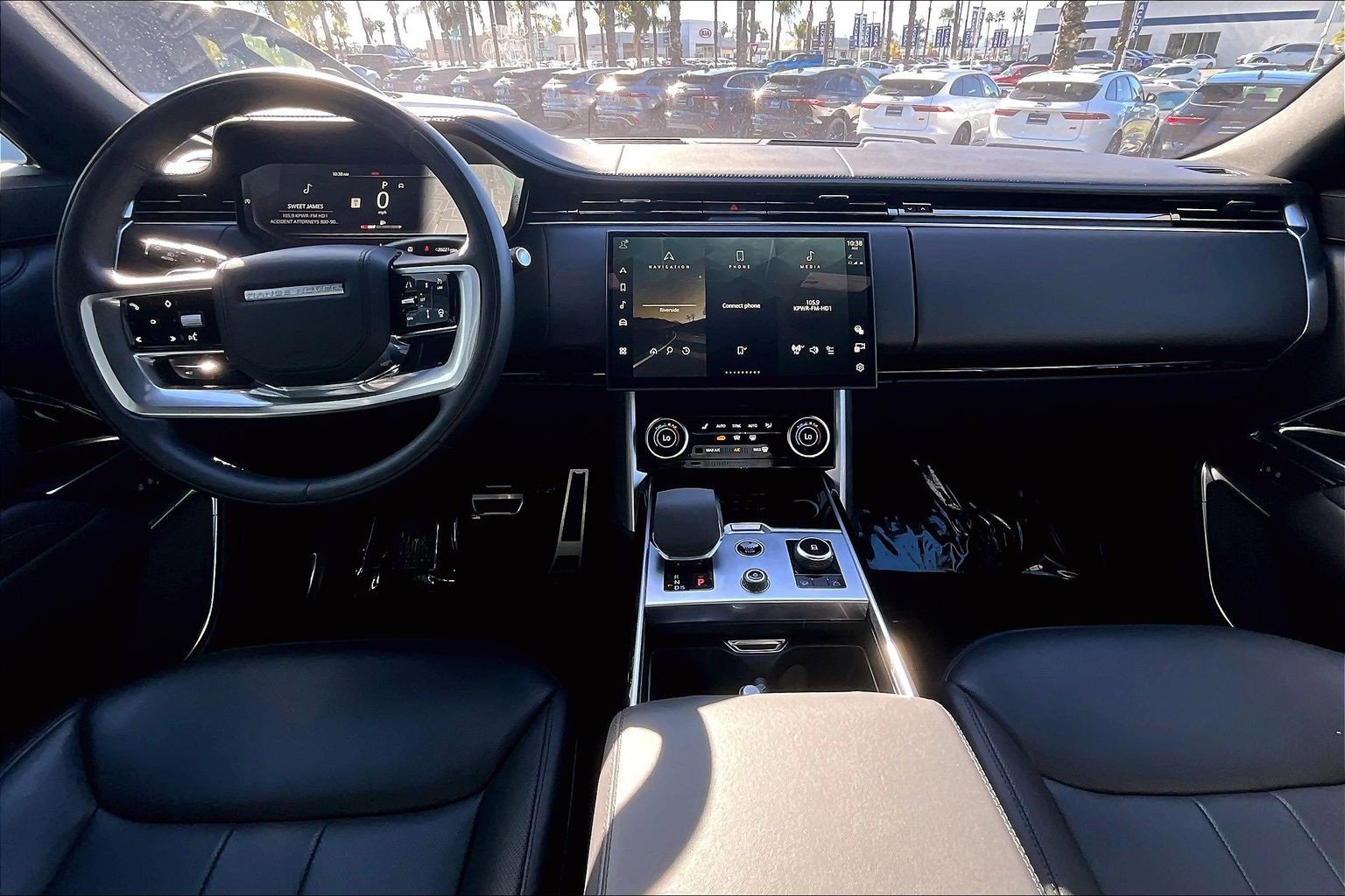 Used 2023 Land Rover Range Rover SE image 15