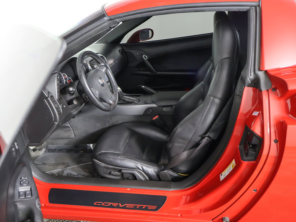 Used 2006 Chevrolet Corvette Coupe w/ Preferred Equipment Group RWD image 23