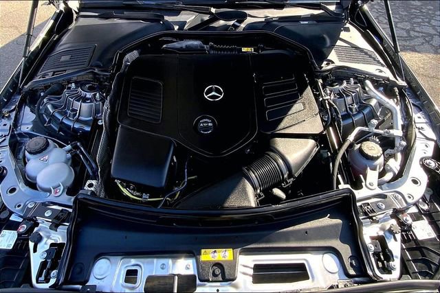 Used 2025 Mercedes-Benz C 300 4MATIC Sedan image 26
