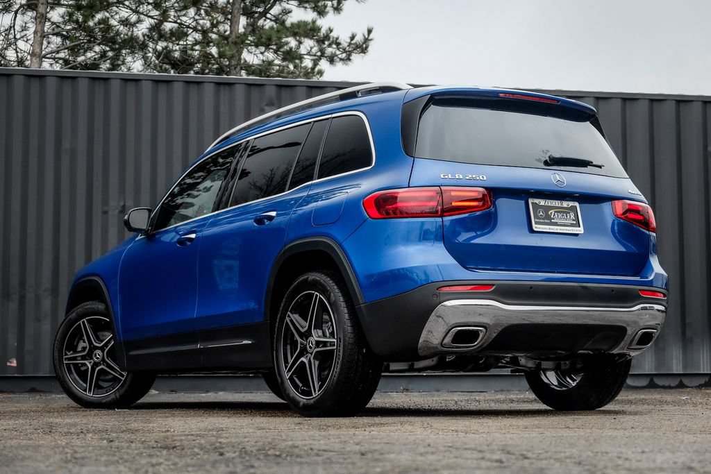 New 2026 Mercedes-Benz GLB 250 4MATIC image 2